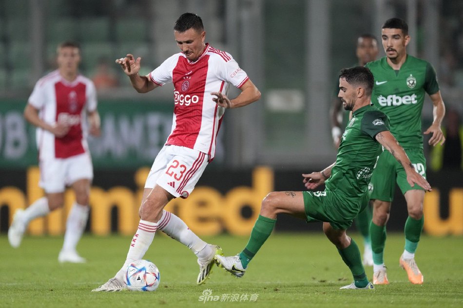 关键传球次 关键传球次