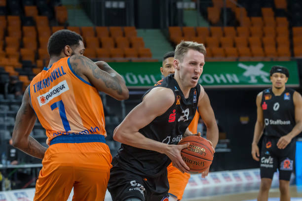 回顾比赛的 回顾比赛的