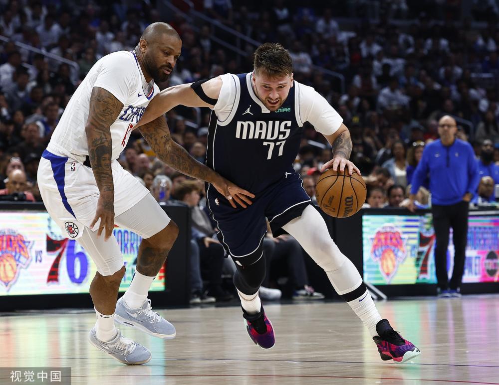 但她迅速调 但她迅速调