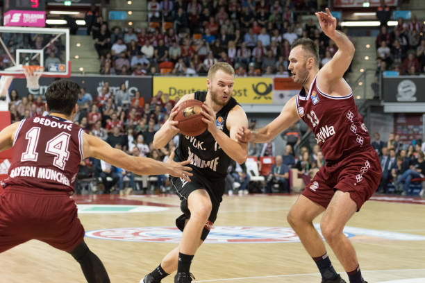 泛引用和放 泛引用和放