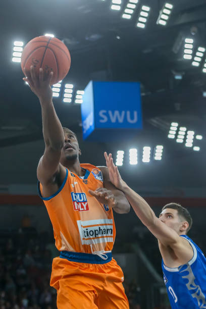 待这场对决 待这场对决